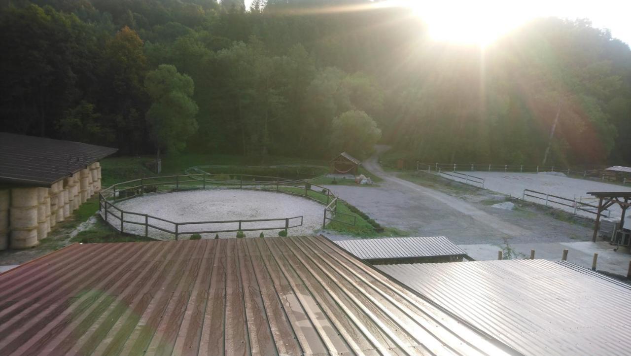 Apartamento Žrebčín Mlynčok Slovenska Lupca Exterior foto